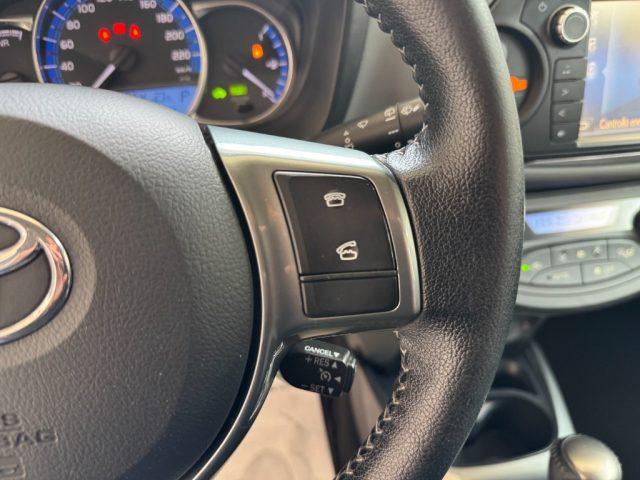 TOYOTA Yaris 1.5 Hybrid 5 porte Active