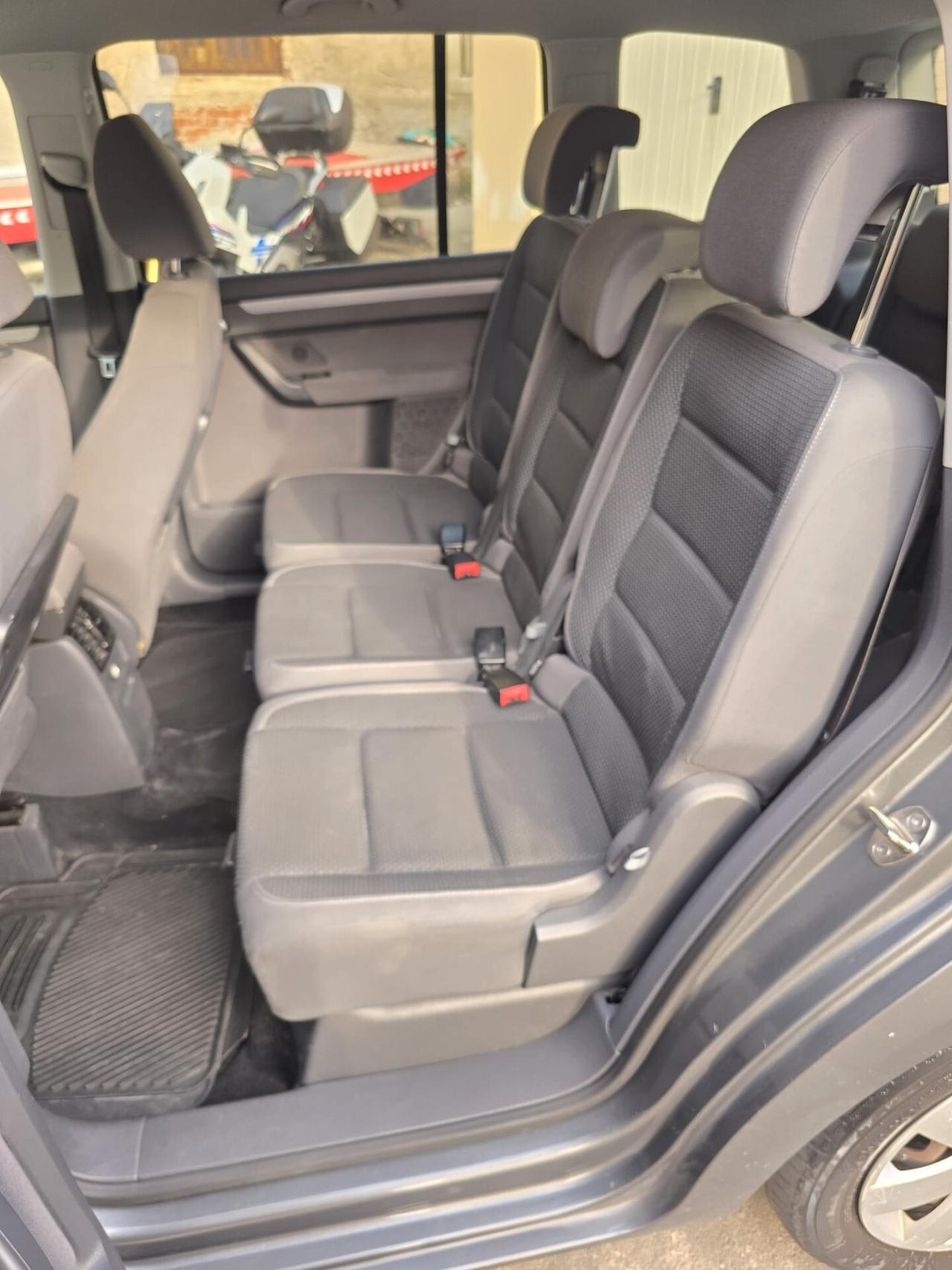 Volkswagen Touran 1.6 TDI DPF Comfortline 7 posti