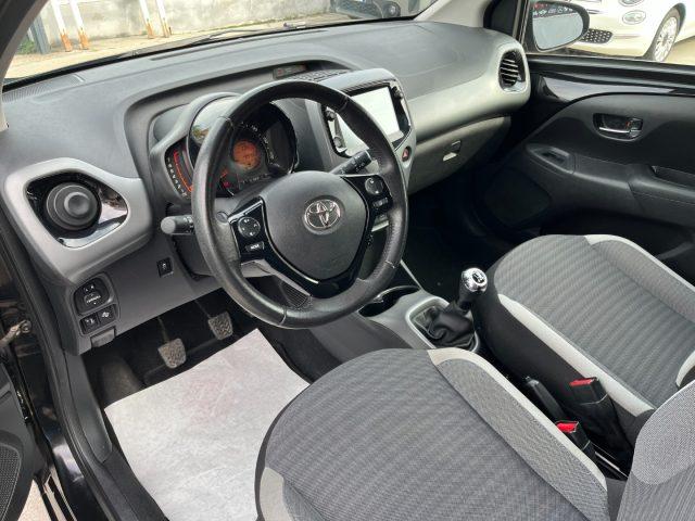 TOYOTA Aygo Connect 1.0 VVT-i 72 CV 5 porte x-play