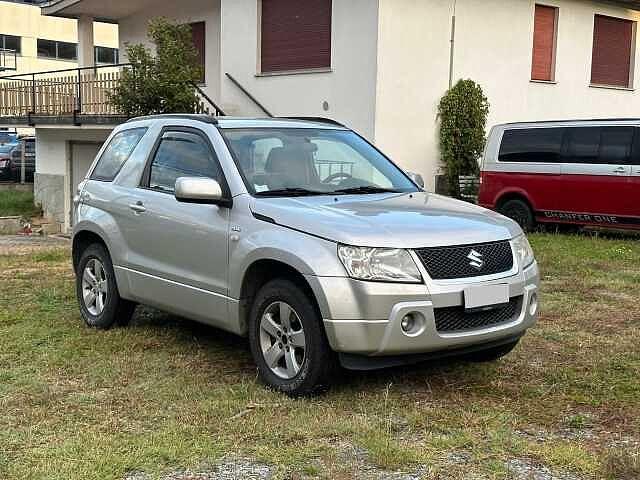 Suzuki Grand Vitara 1.9 DDiS 3 porte