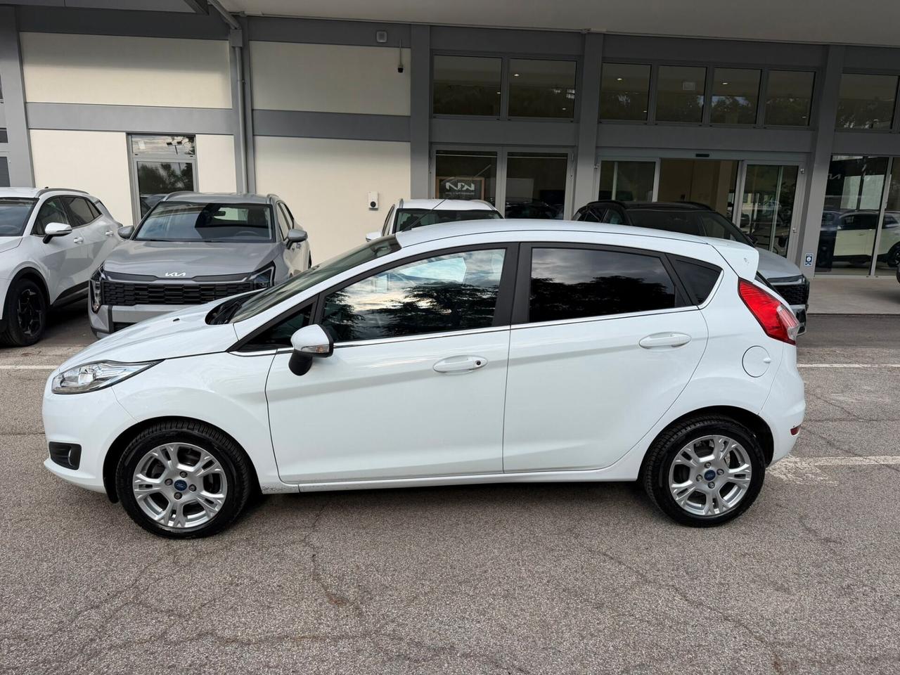 Ford Fiesta 1.4 5p. Bz.- GPL Titanium