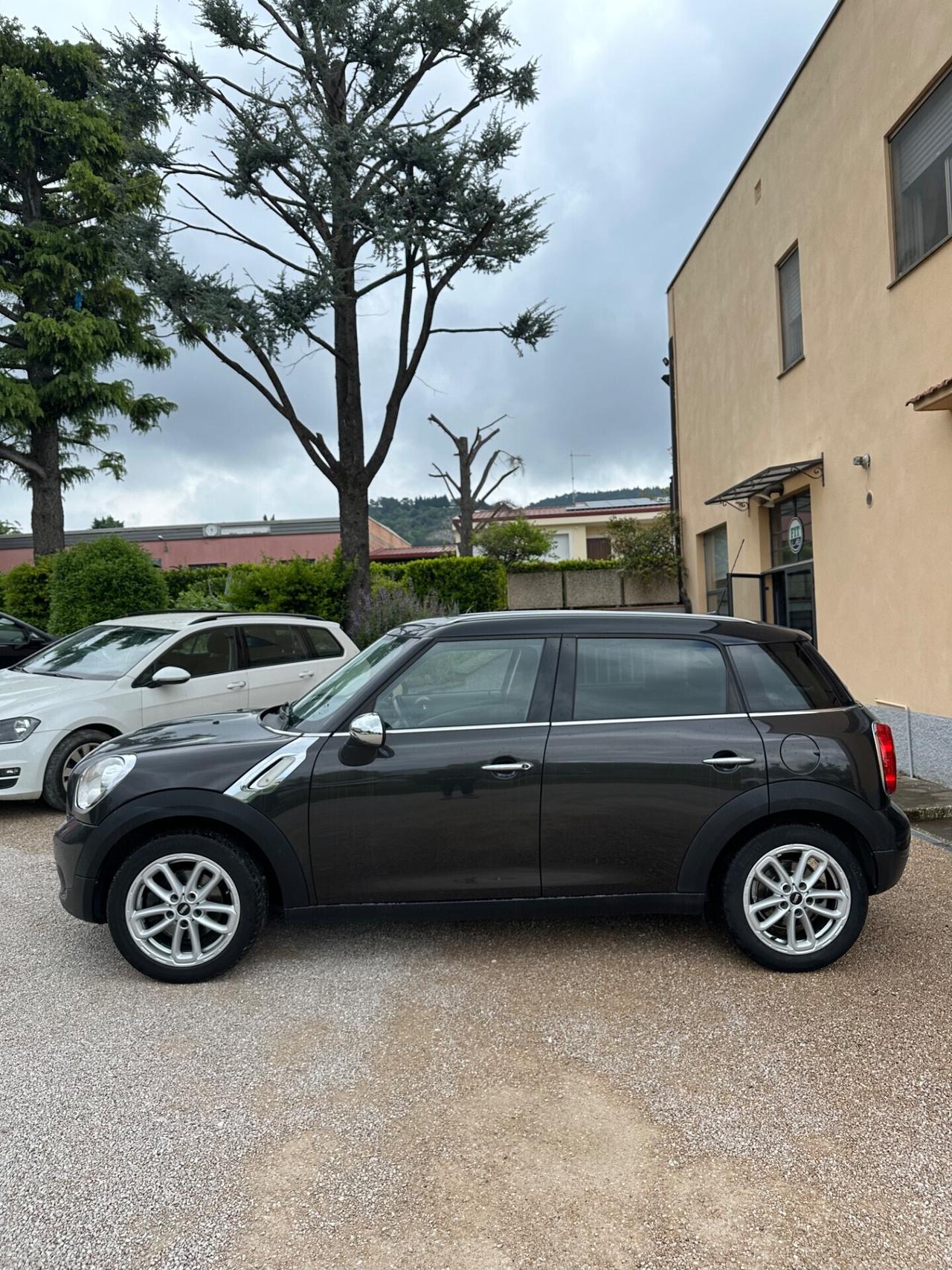Mini 1.6 Cooper D Countryman OK NEOPATENTATI