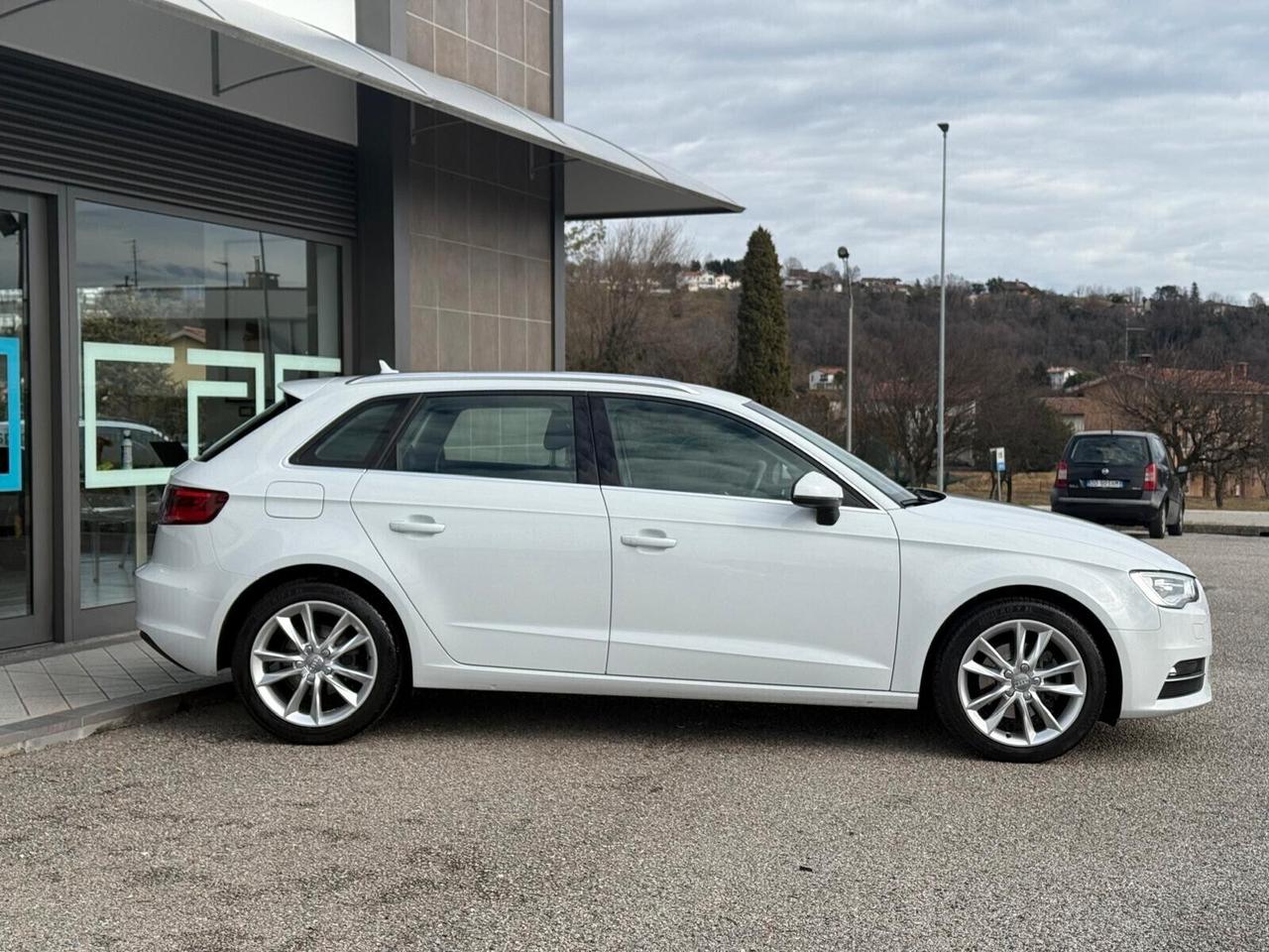 Audi A3 SPB 2.0 TDI Attraction