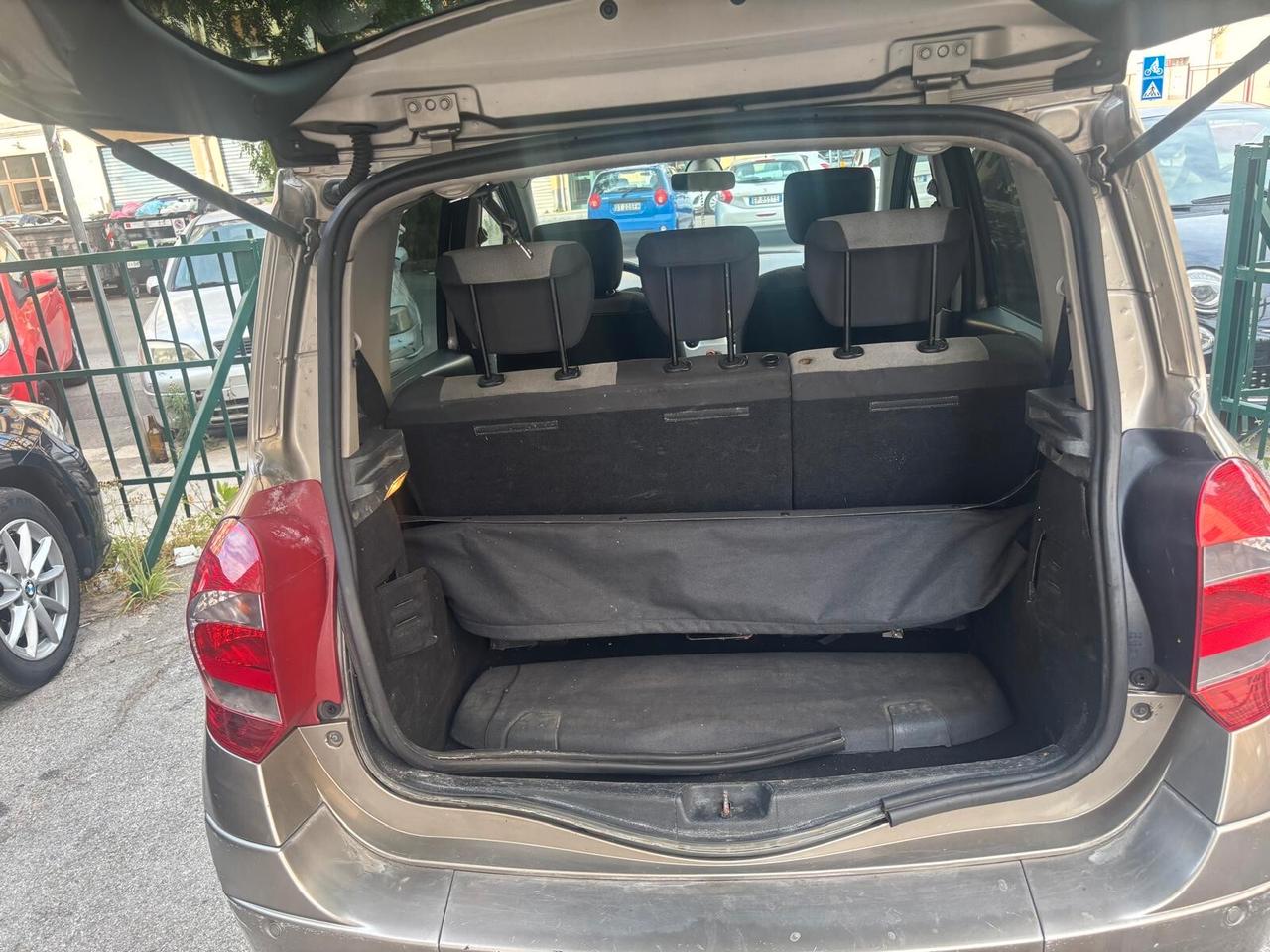 Renault Modus Grand 1.5 dCi 85CV Dynamique