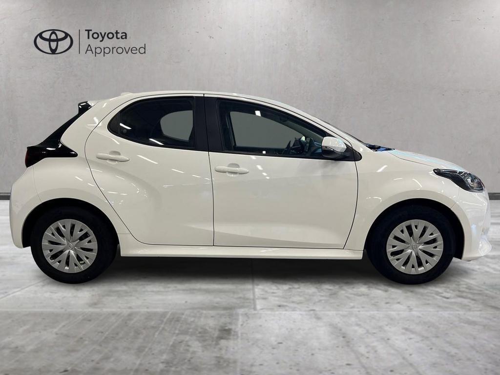 Toyota Yaris 1.5 hybrid Active