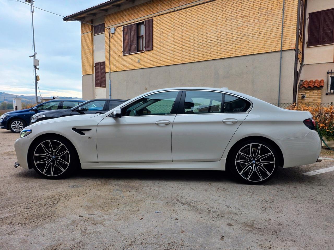 Bmw 520d F10 - LOOK M5 G30 Conversione Completa
