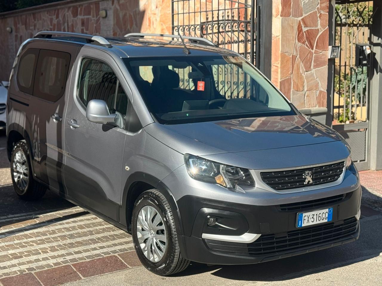 Peugeot Rifter BlueHDi 130 S&S GT Line Standard
