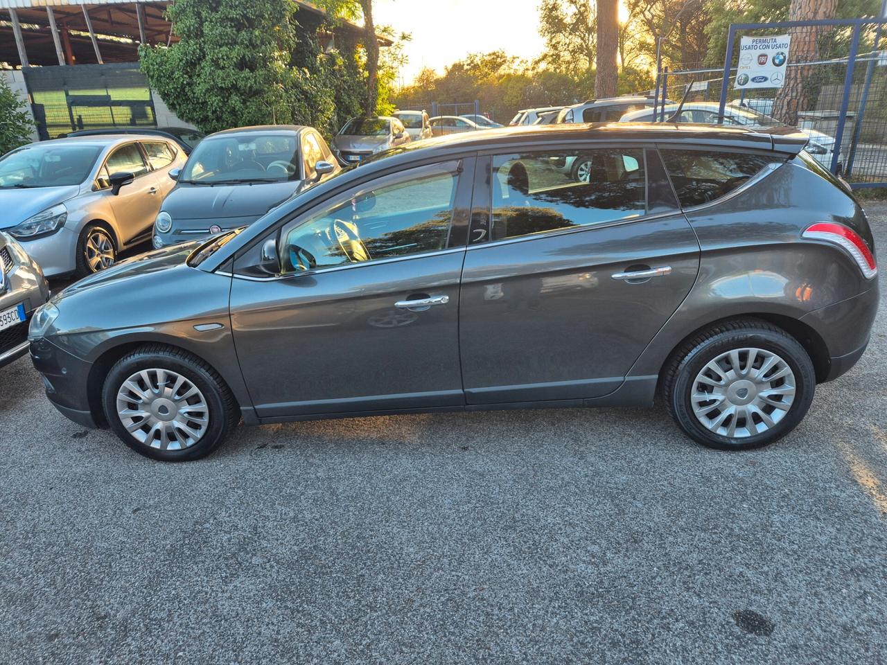 Lancia Delta 1.6 MJT DPF Platino