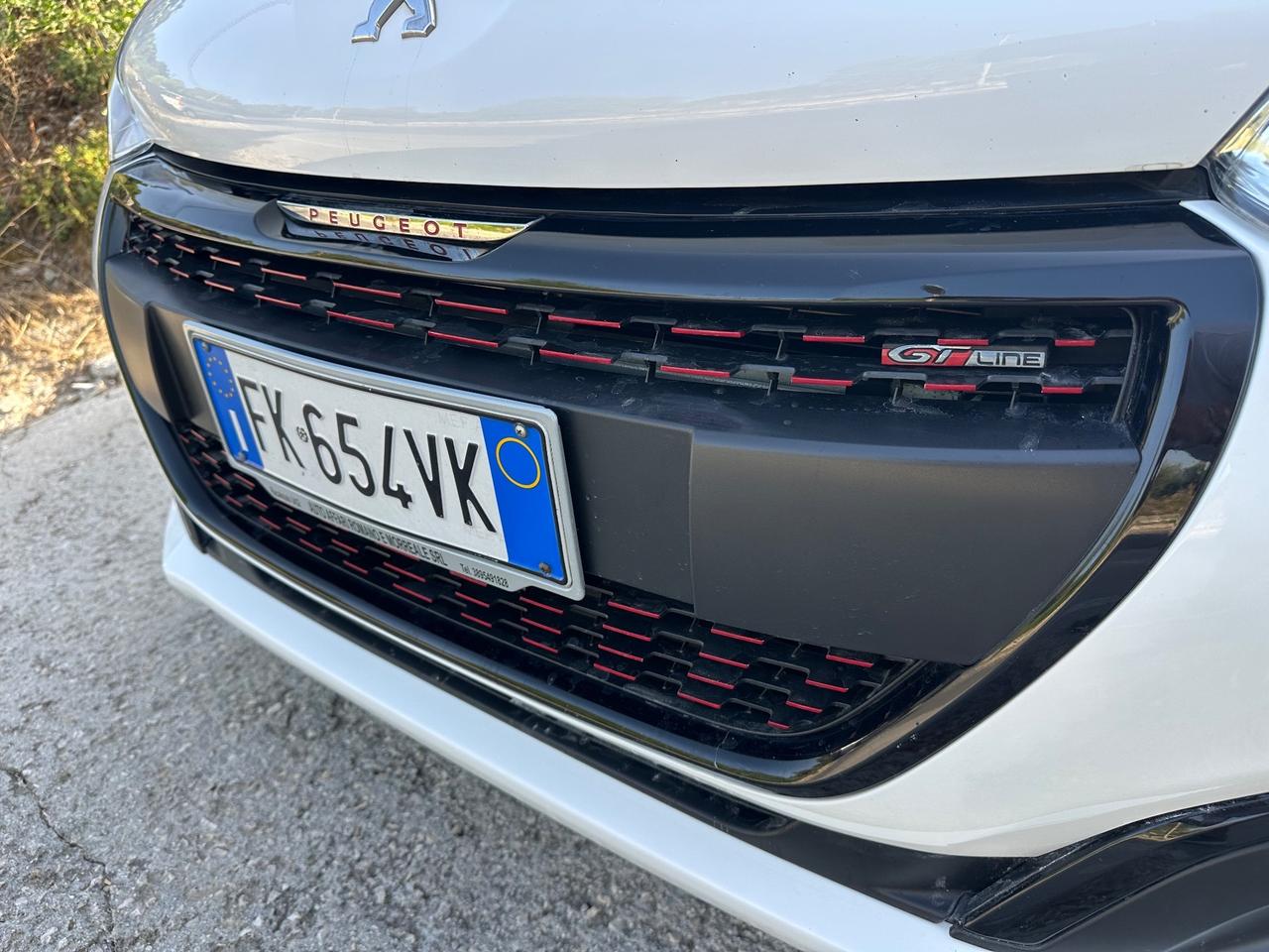 Peugeot 208 BlueHDi 100 5 porte GT Line
