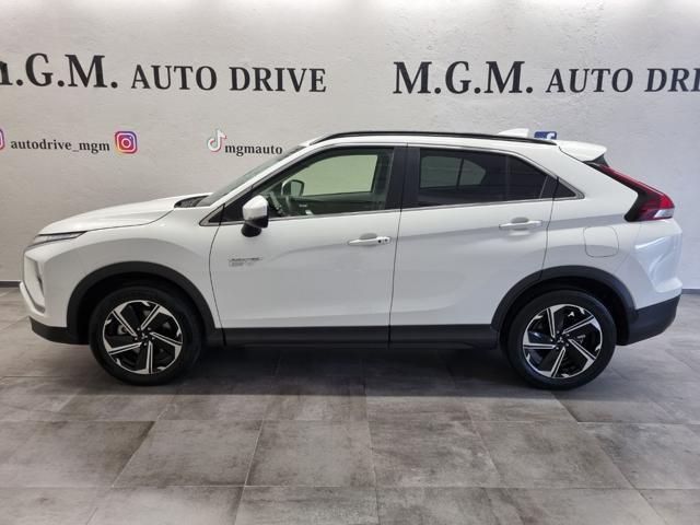 MITSUBISHI Eclipse Cross 2.4 MIVEC 4WD PHEV Instyle SDA Pack 0
