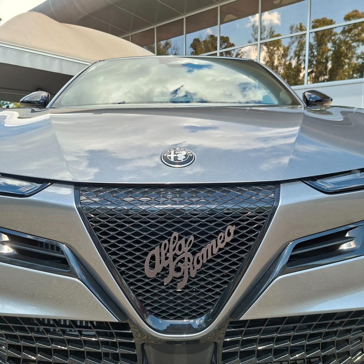 Alfa Romeo Junior 1.2 Hybrid 145cv Edct6 Speciale