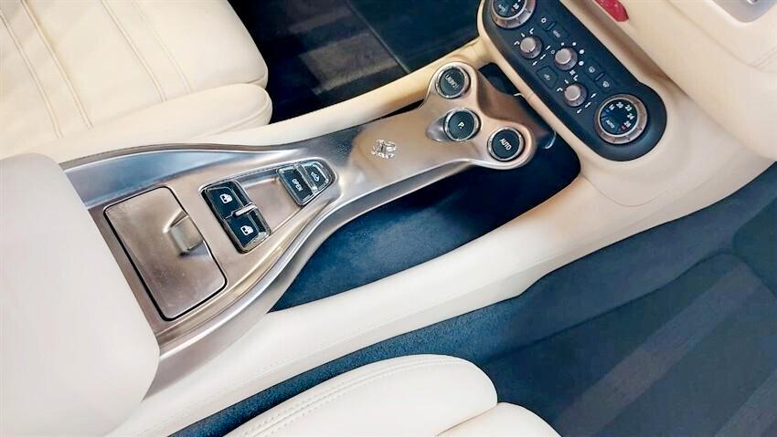 Ferrari California 4.3 DCT