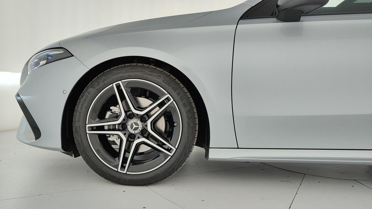Mercedes-Benz A 180 d Automatic