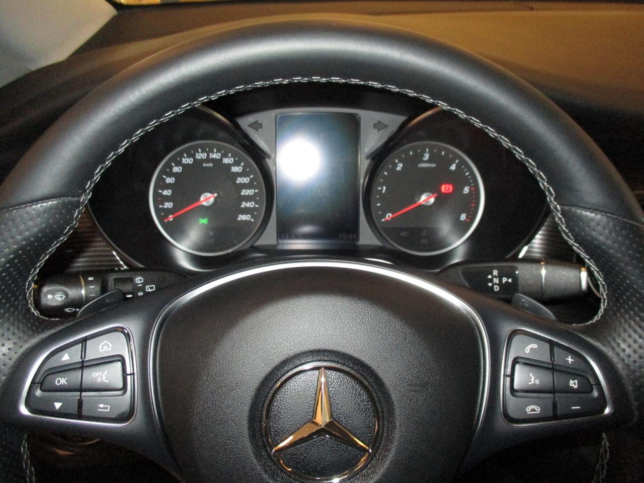 Mercedes-benz V 300 d Automatic Premium Long