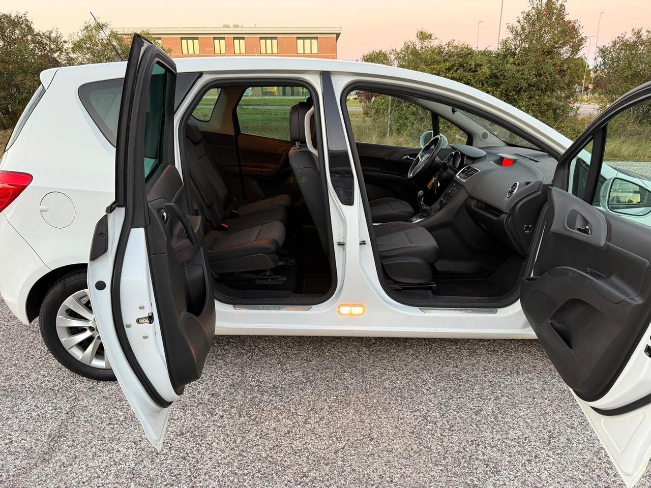 Opel Meriva 1.3 CDTI 95CV ecoFLEX Cosmo