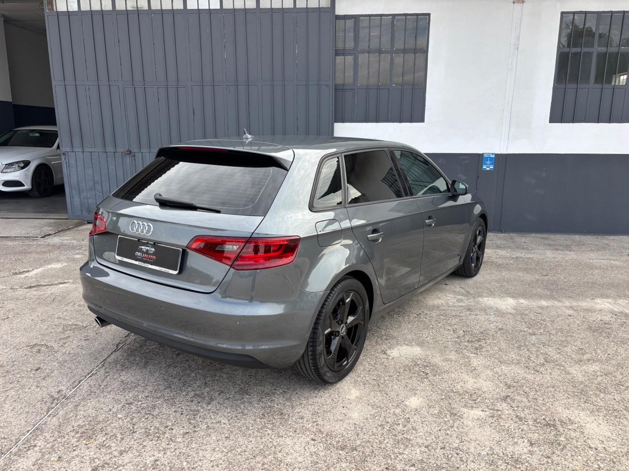 Audi A3 1.6 TDI Sportback. Garanzia. Neopatentati
