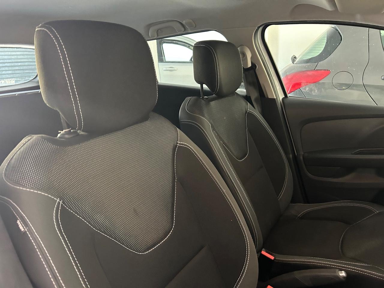 Renault Clio dCi 8V 75 CV 5 porte Moschino Intens