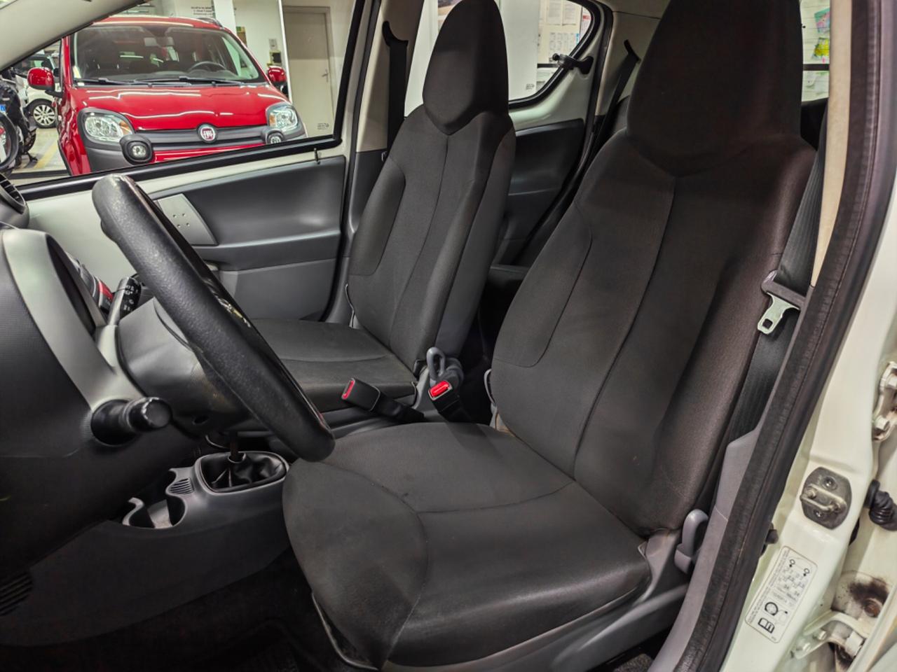 Toyota Aygo 1.0 12V VVT-i 5 porte Sol Connect