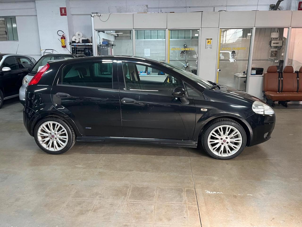 Fiat Grande Punto 1.4 Starjet 16V 5 porte Sport