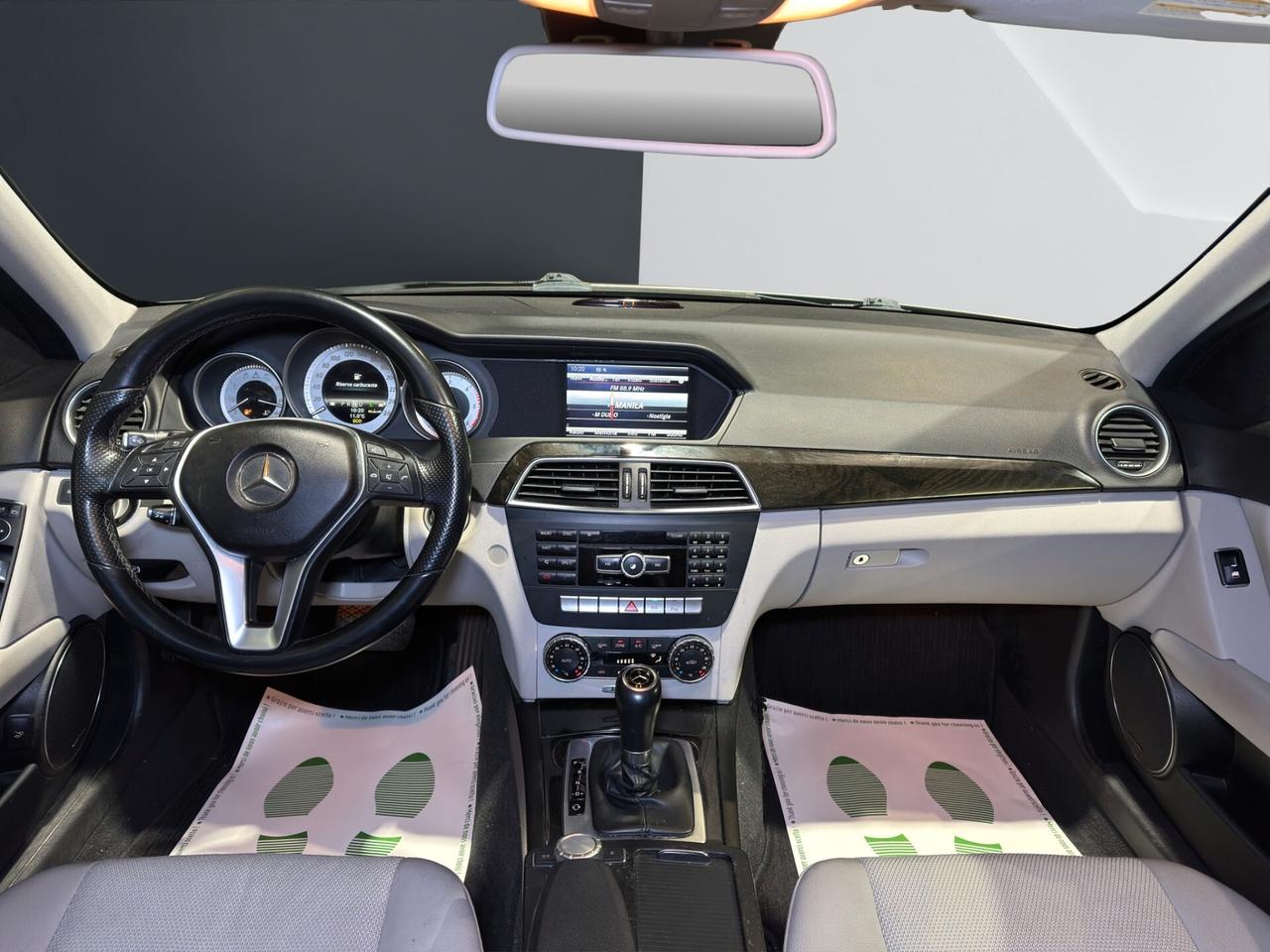 Mercedes-benz C 200 CDI BlueEFFICIENCY Avantgarde