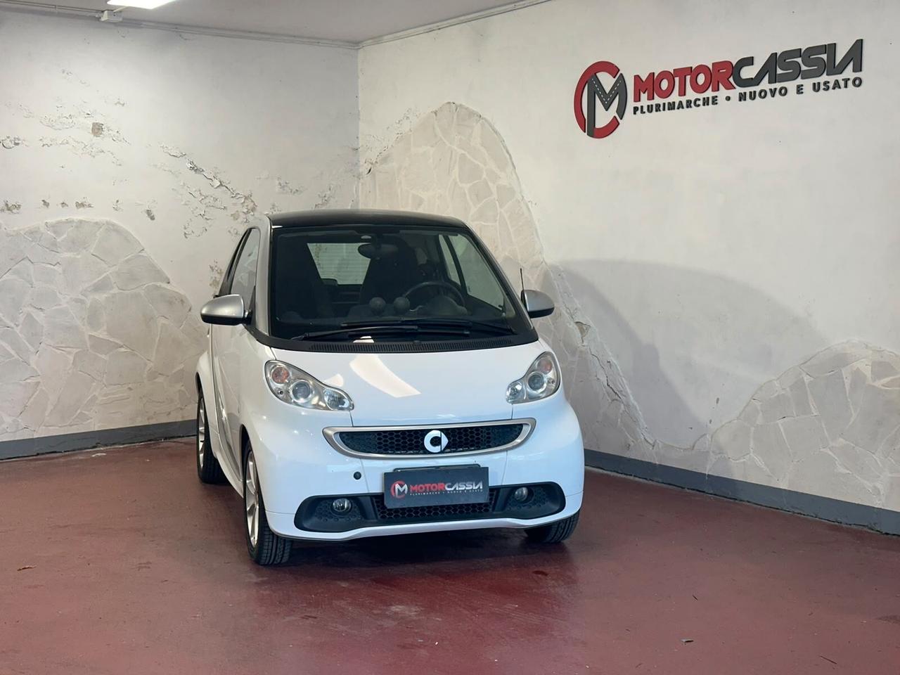Smart ForTwo 1000 52 kW MHD coupé passion