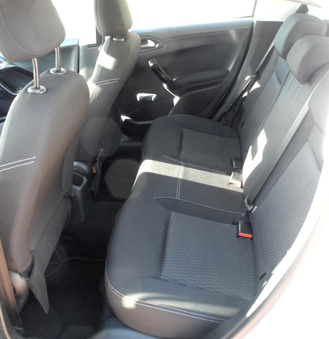 Peugeot 208 BlueHDi 75 5 porte Active