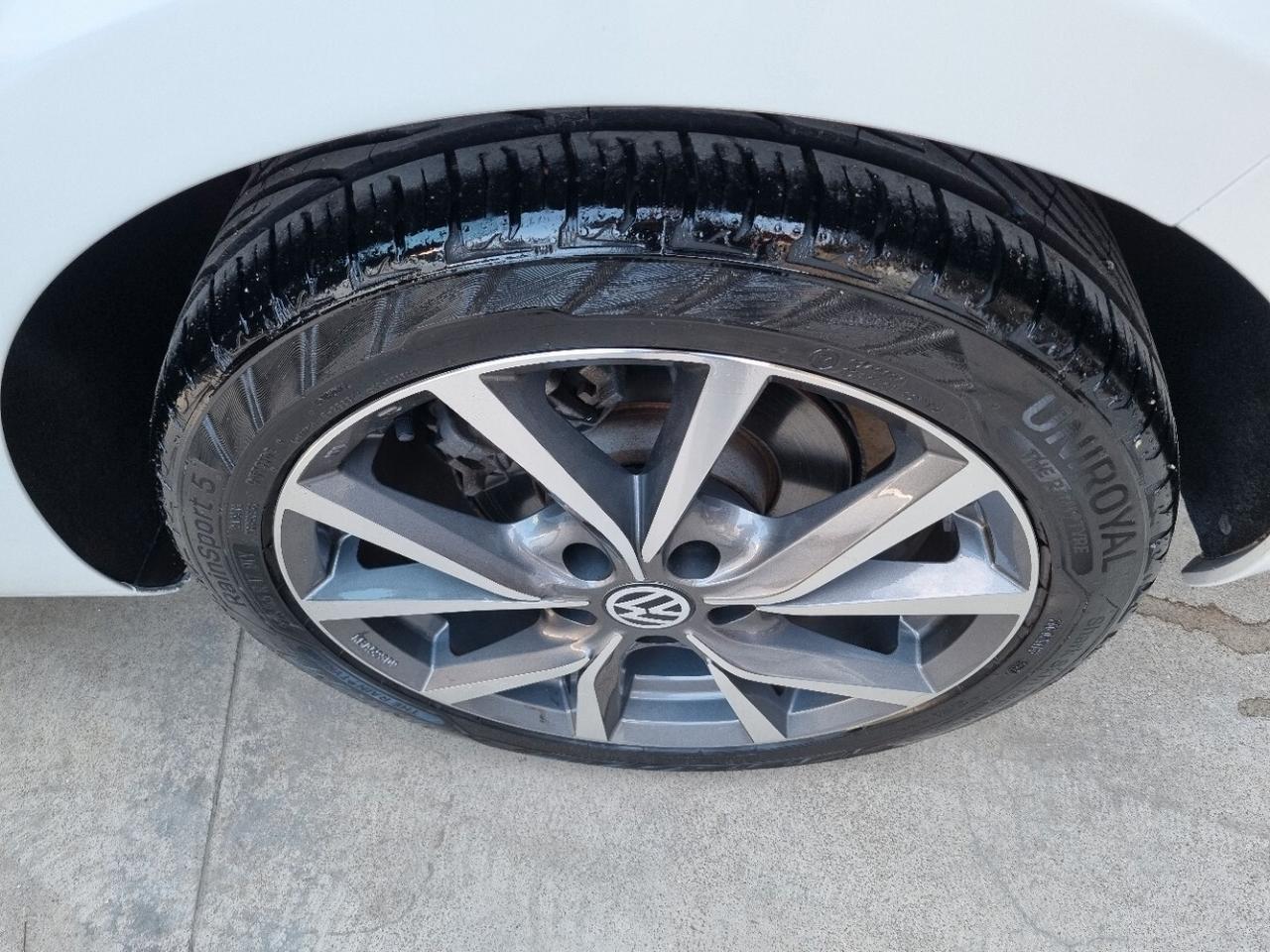 Volkswagen Golf 1.6 TDI 5p. Highline BlueMotion Technology