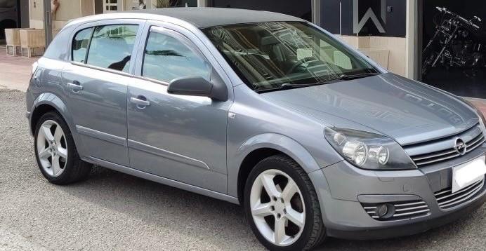 Opel Astra CDTI Finanziaria senza busta paga