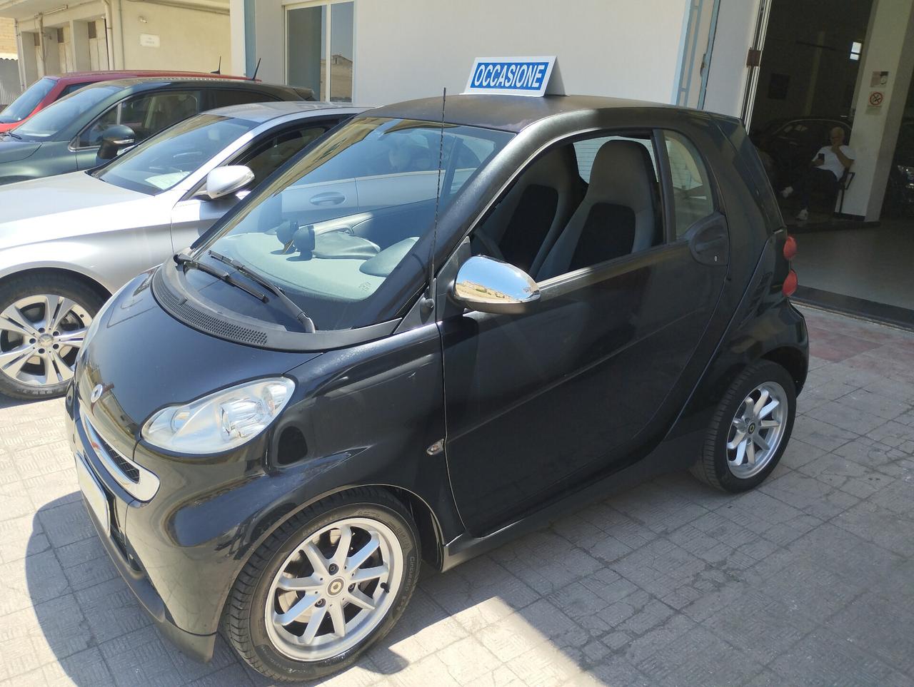 Smart ForTwo 1000 52 kW MHD coupé pure