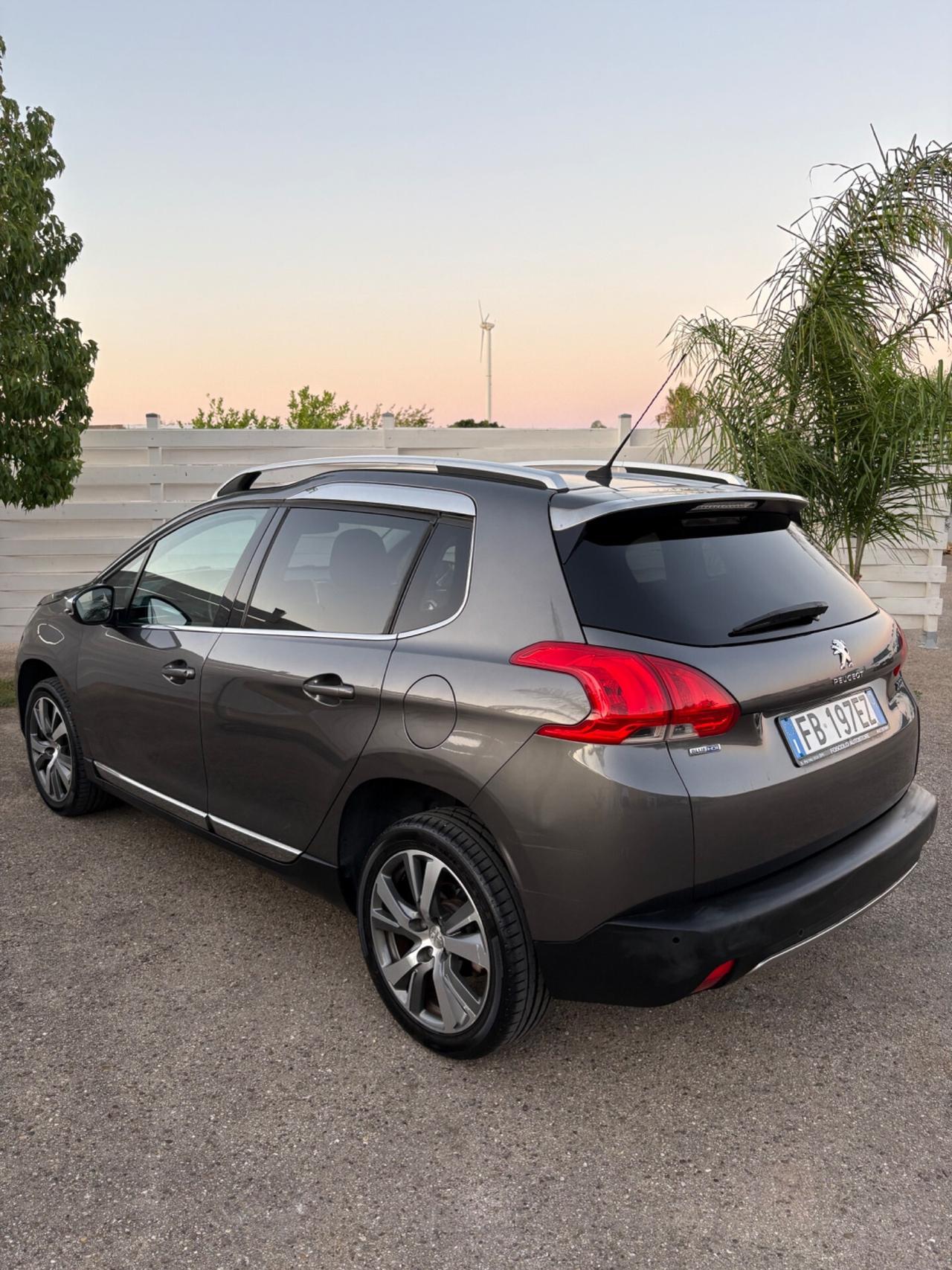 Peugeot 2008 Allure unico proprietario tagliando e distribuzione ok