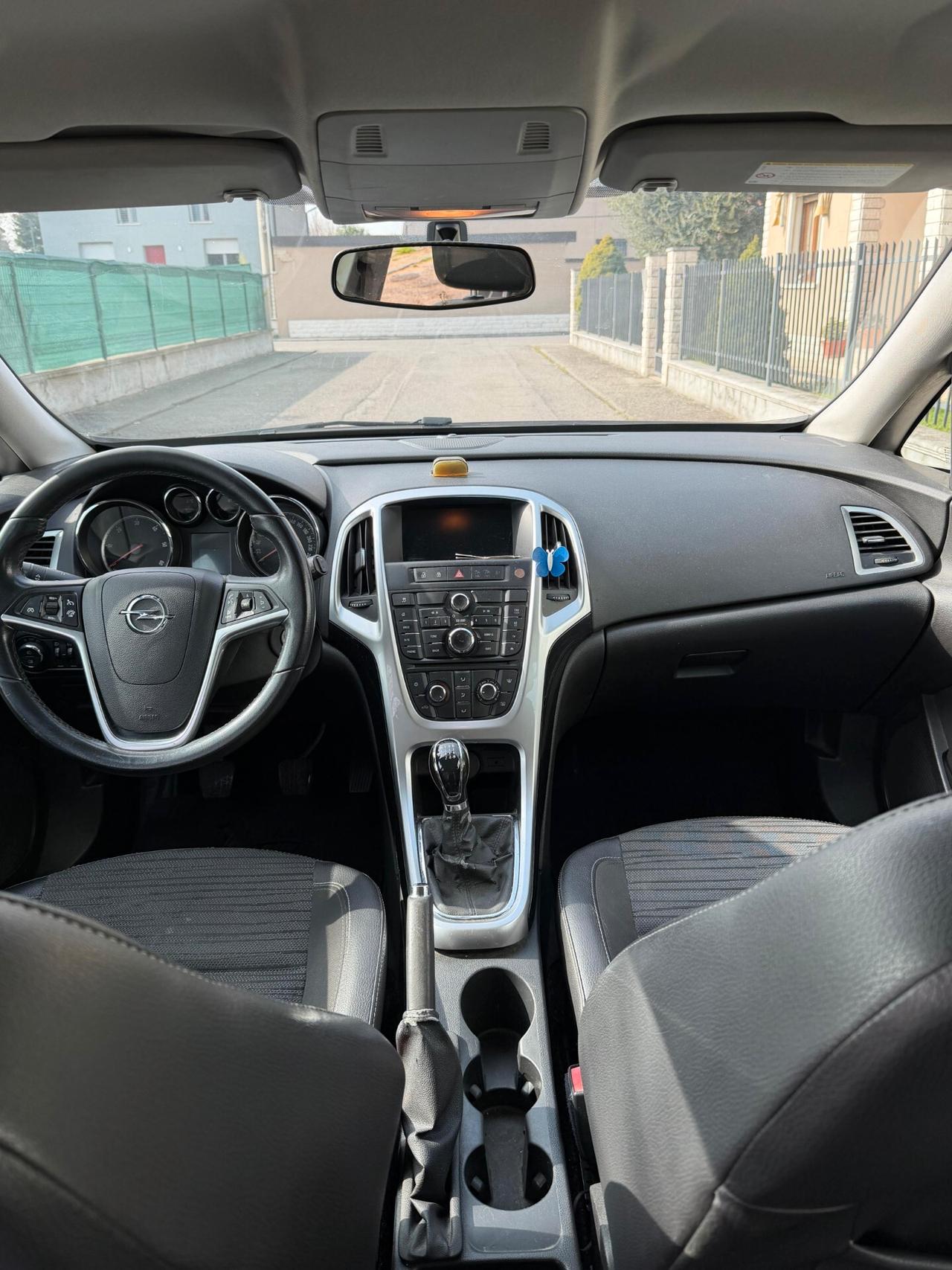 Opel Astra 1.7 CDTI 2014 OK NEOPATENTATI