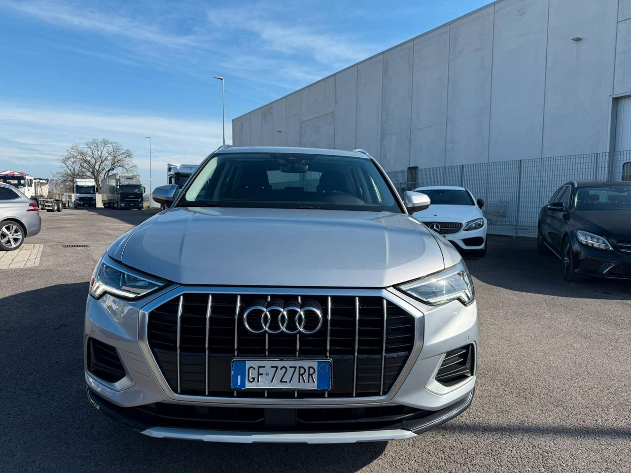 Audi Q3 35 TDI S tronic Business Advanced