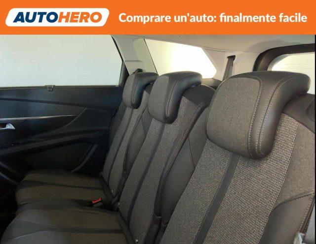 PEUGEOT 5008 BlueHDi 130 S&S EAT8 Allure