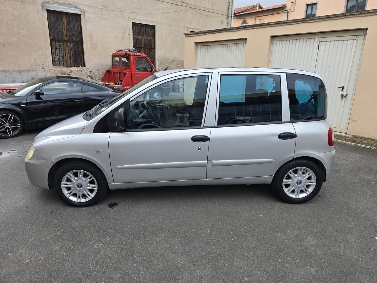 Fiat Multipla 1.9 MJT Emotion possibilita 12 mesi garanzia