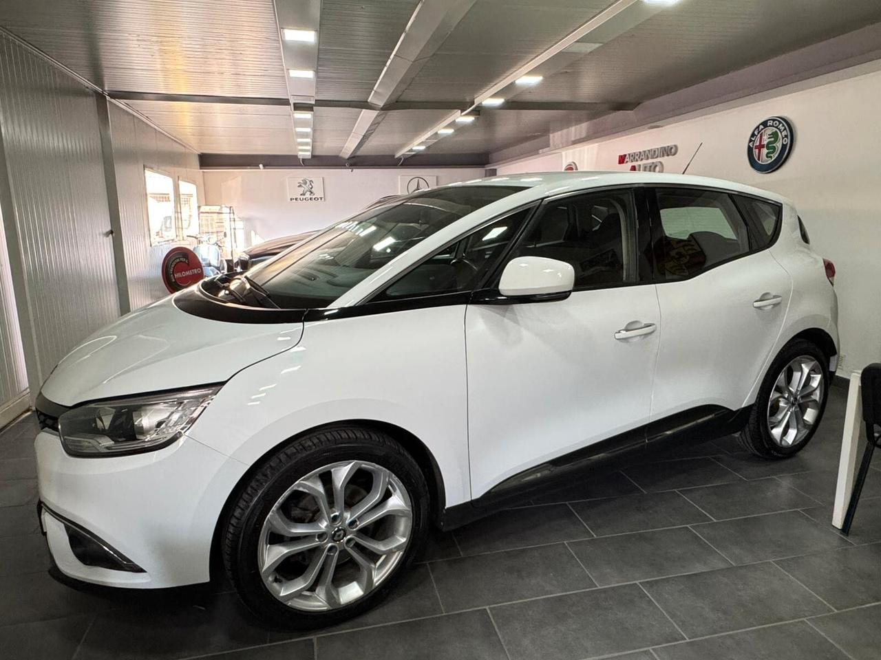 Renault Scenic Scénic dCi 8V 110 CV EDC Energy Bose