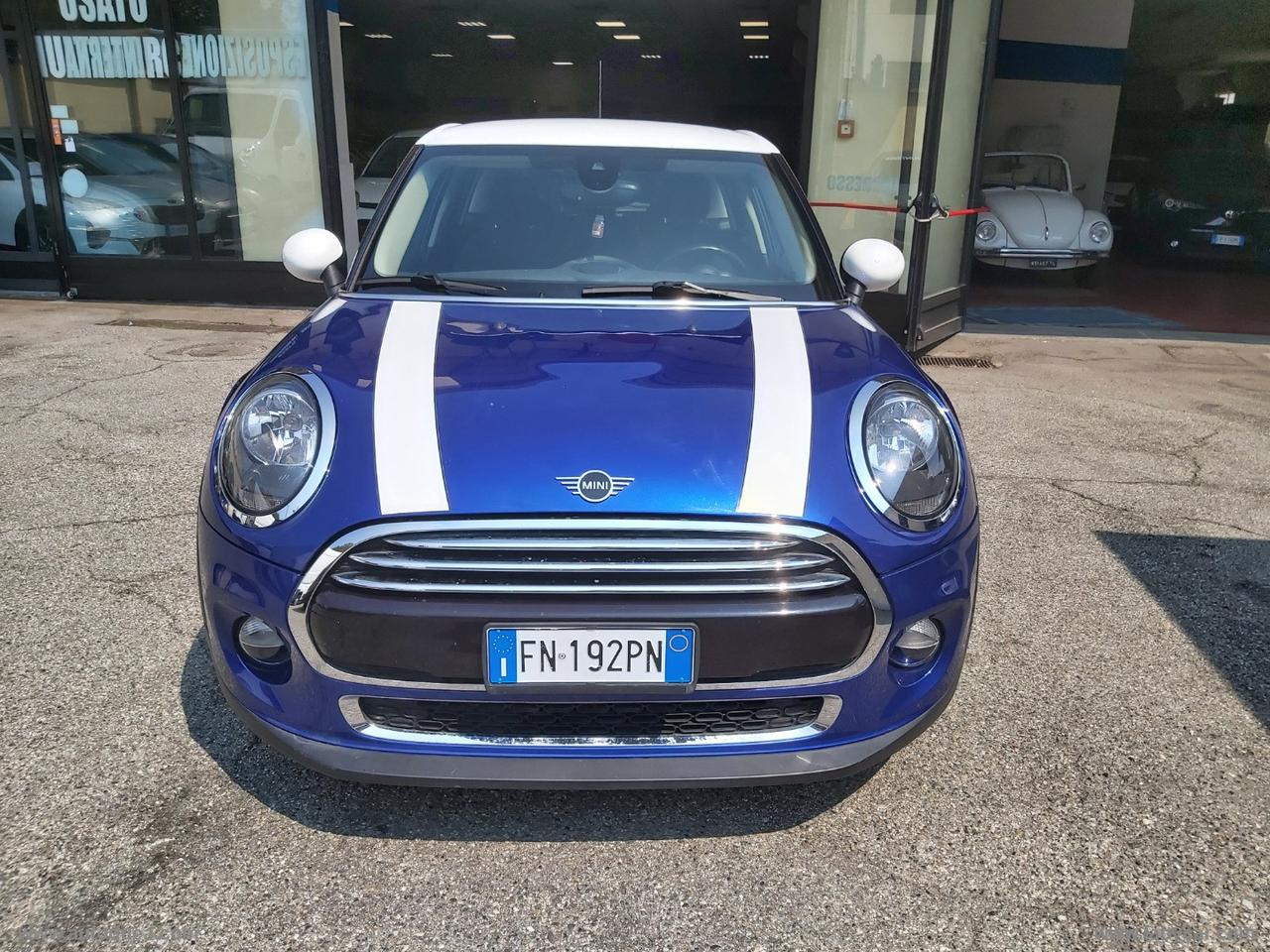 MINI Mini Cooper D 5 porte C/AUT. NO VINCOLI