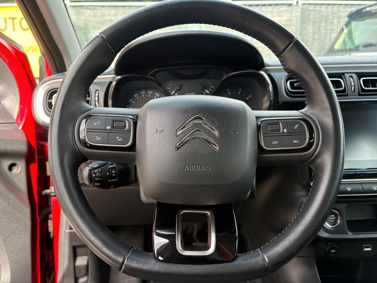 Citroen C3 PureTech 83 CV Shine NESSUN VINCOLO FINANZIAMENTO UNI P