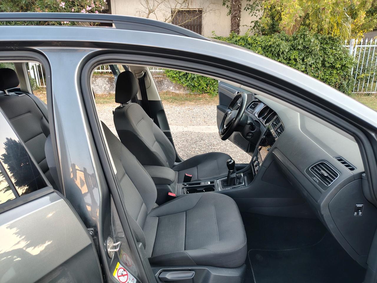 Volkswagen Golf Variant 1.0 TSI 110 CV 5p. Trendline BlueMotion