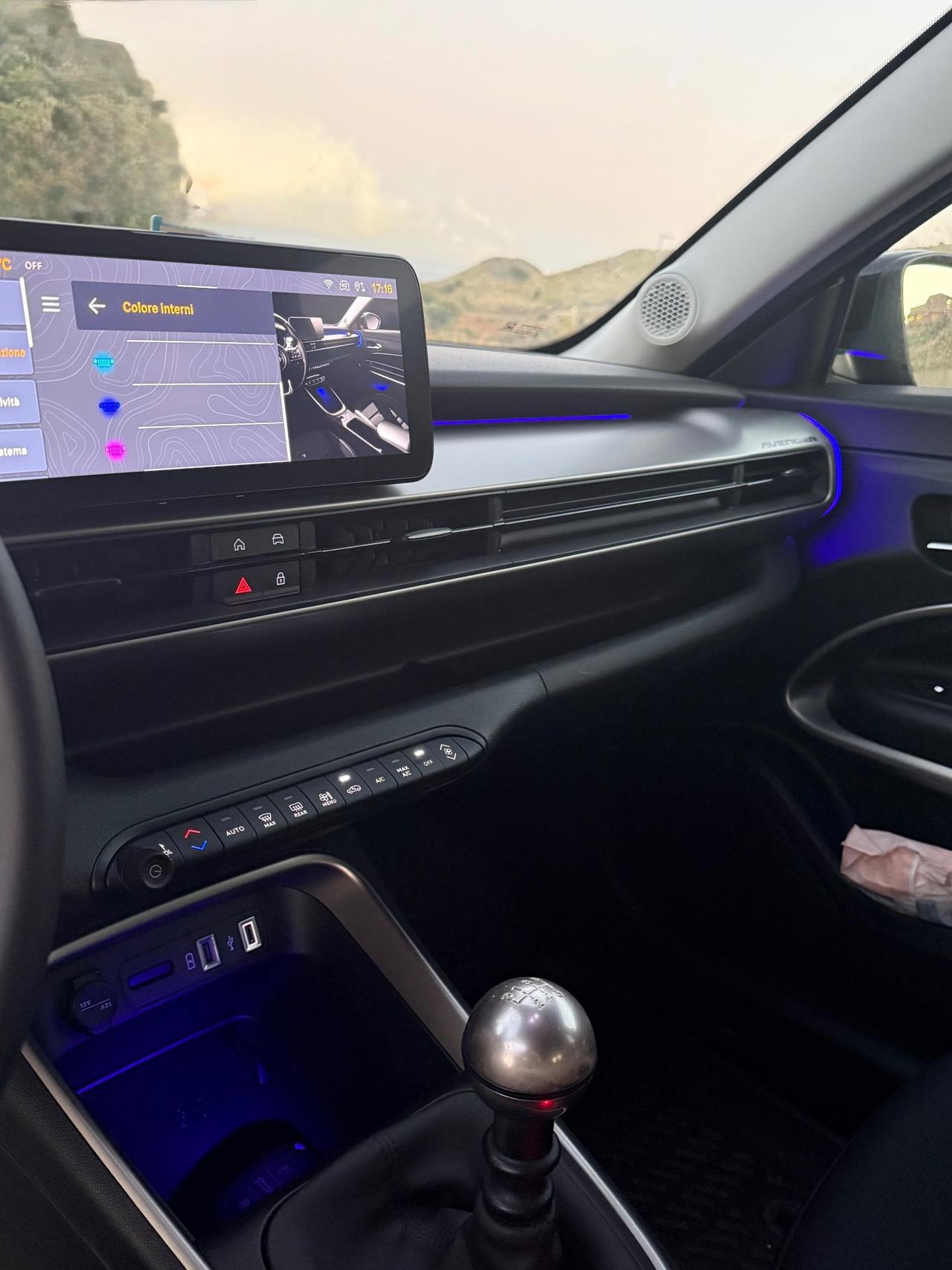 Jeep Avenger 1.2 Turbo 100 CV Summit