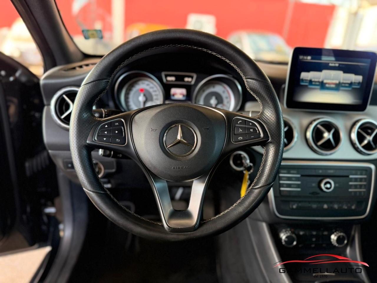 Mercedes-benz GLA 180d Automatic Sport 109cv