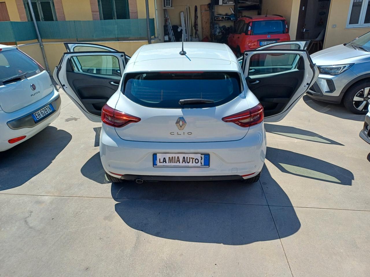 Renault Clio TCe 90 (ADATTA PER NEOPATENTATI)