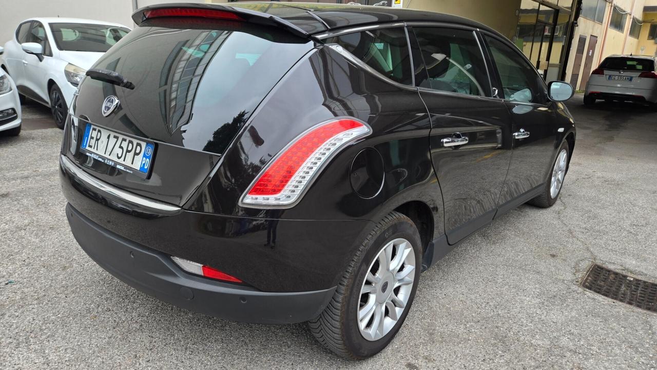 Lancia Delta 1.6 MJT DPF Gold