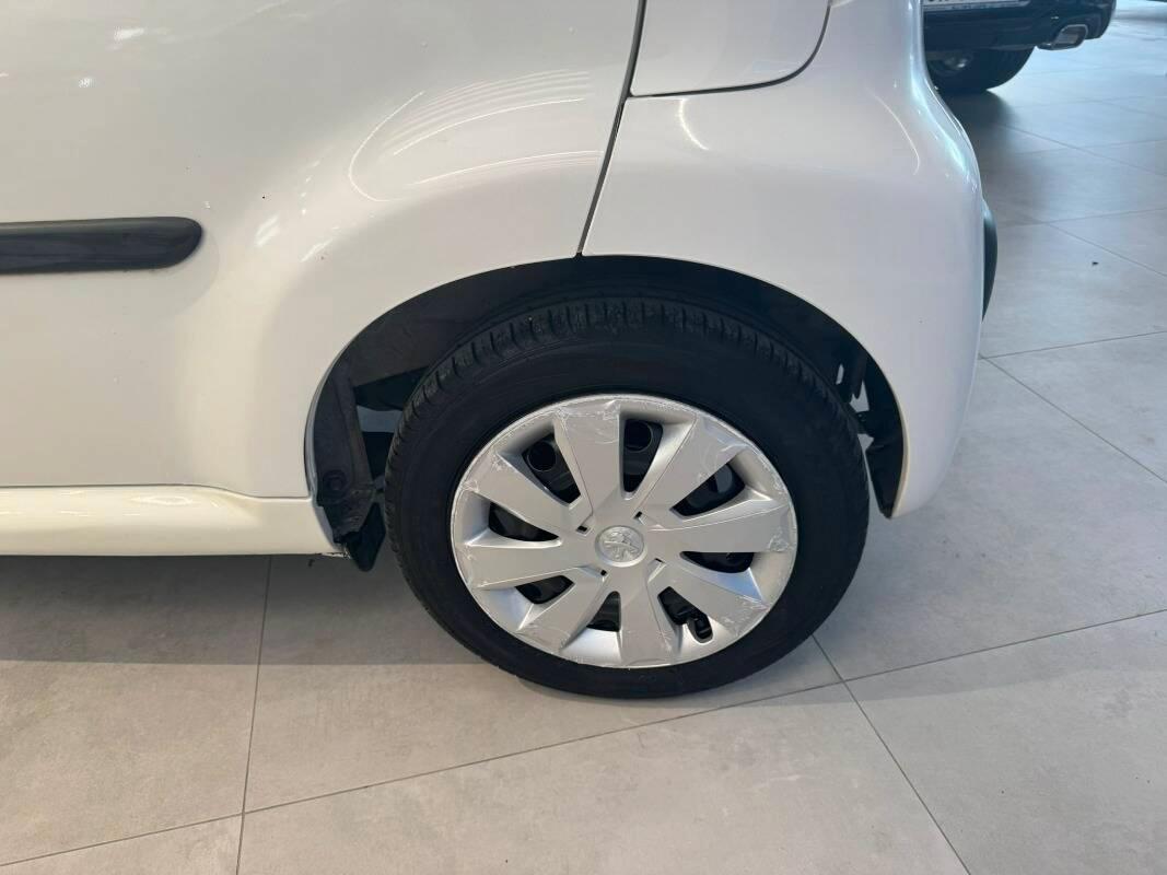 Peugeot 107 2012 1.0 12v Active 5p