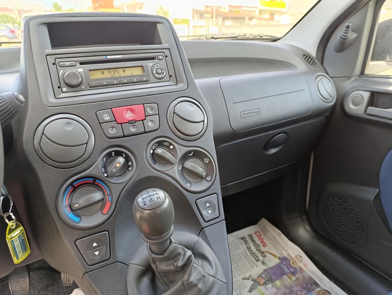 FIAT PANDA 1.2 BENZINA 05/2011 KM 65.000 1 PROPRIETARIO