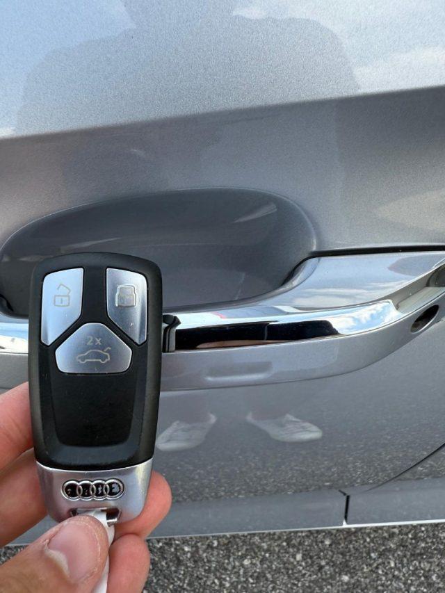 AUDI A5 SPB 40 TDI S-TRONIC 204cv SPORT 19"-MATRIX-NAV