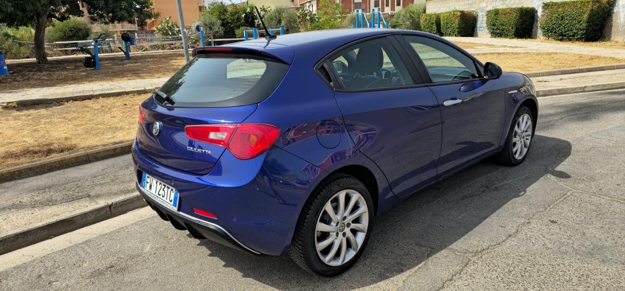 Alfa Romeo Giulietta 1.6 JTDm 120 CV Super Launch Edition