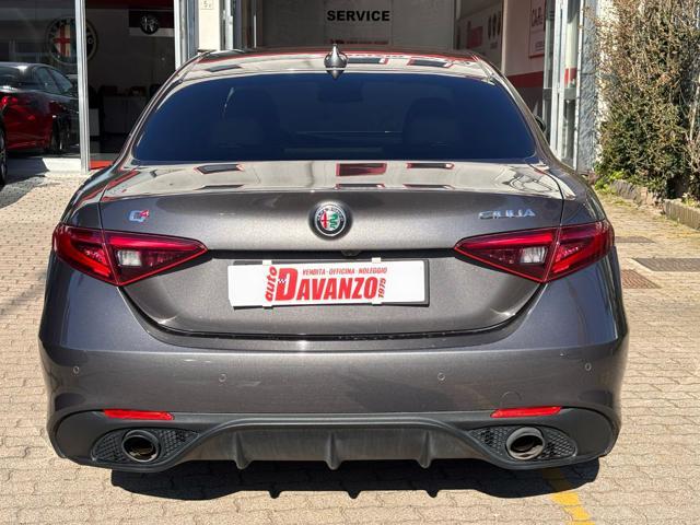 ALFA ROMEO Giulia 2.0 Turbo 280 CV AT8 AWD Q4 Veloce in arrivo