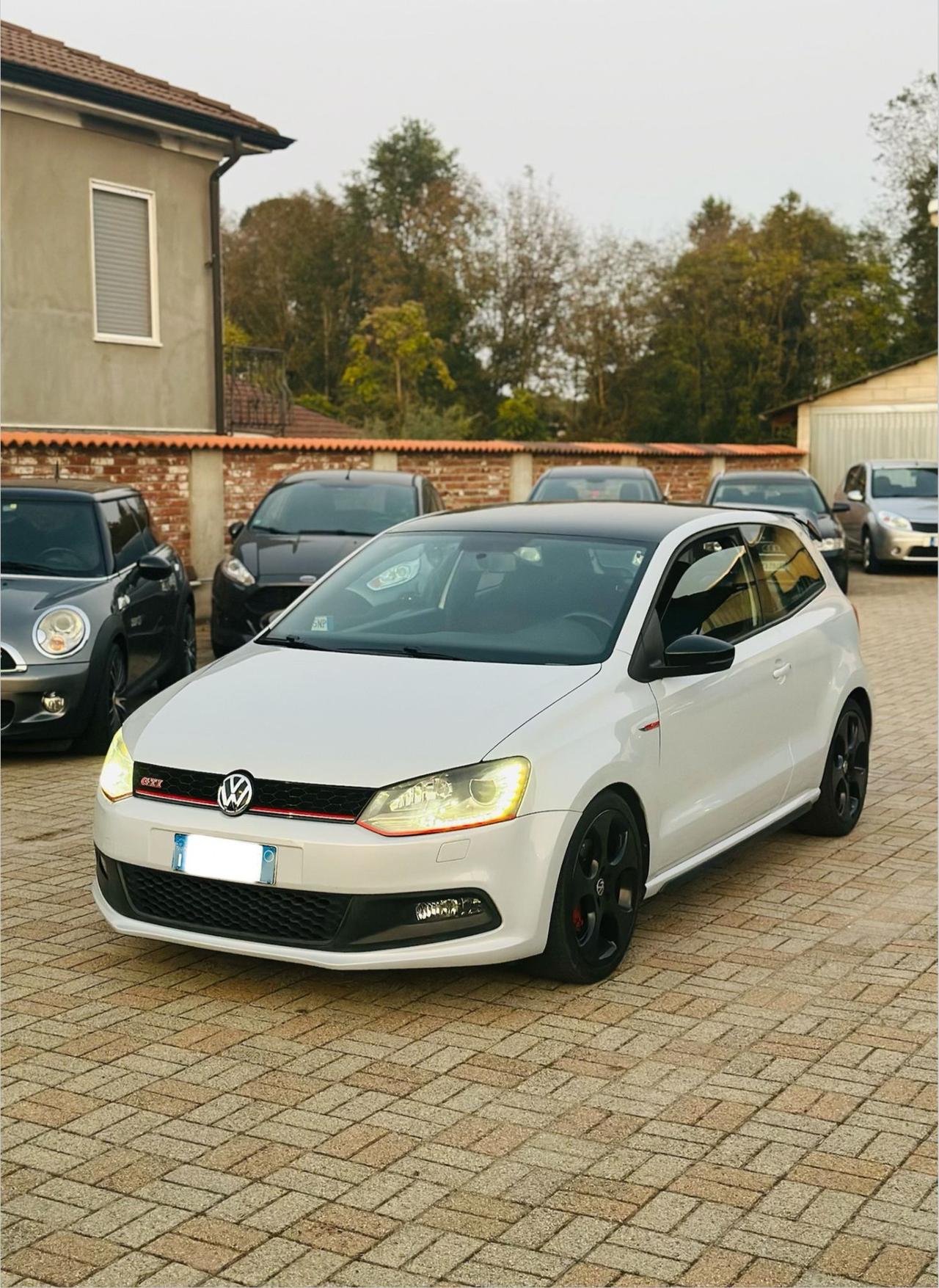 Volkswagen Polo 1.4 TSI DSG 3 porte GTI