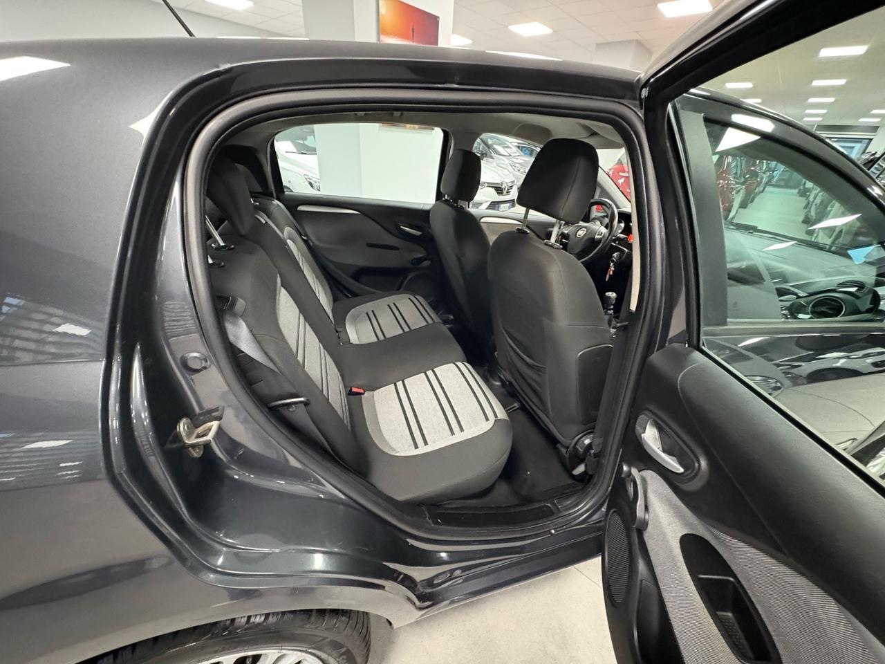 Fiat Punto Evo 1.4 5 porte Dynamic GPL