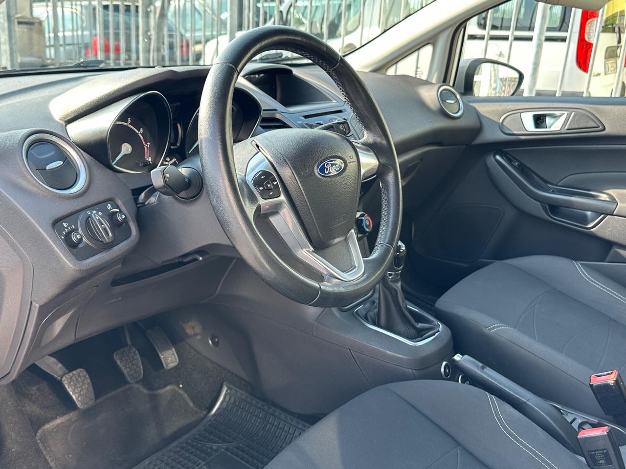 Ford Fiesta 1.4 5p. Bz.- GPL Titanium